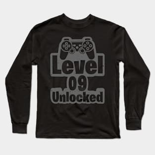 LEVEL 9 UNLOCKED Birthday 9 Year Old Gamer Vintage Long Sleeve T-Shirt